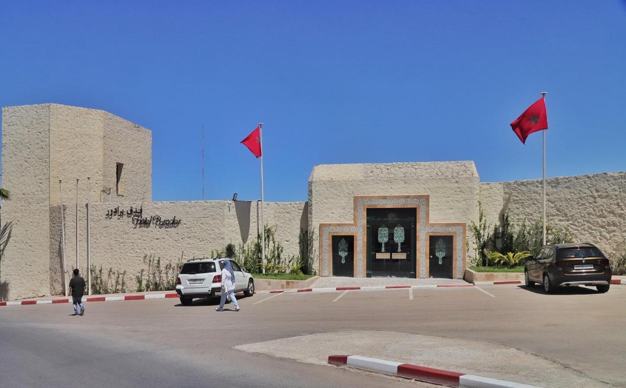אל-עיון Hotel Parador מראה חיצוני תמונה