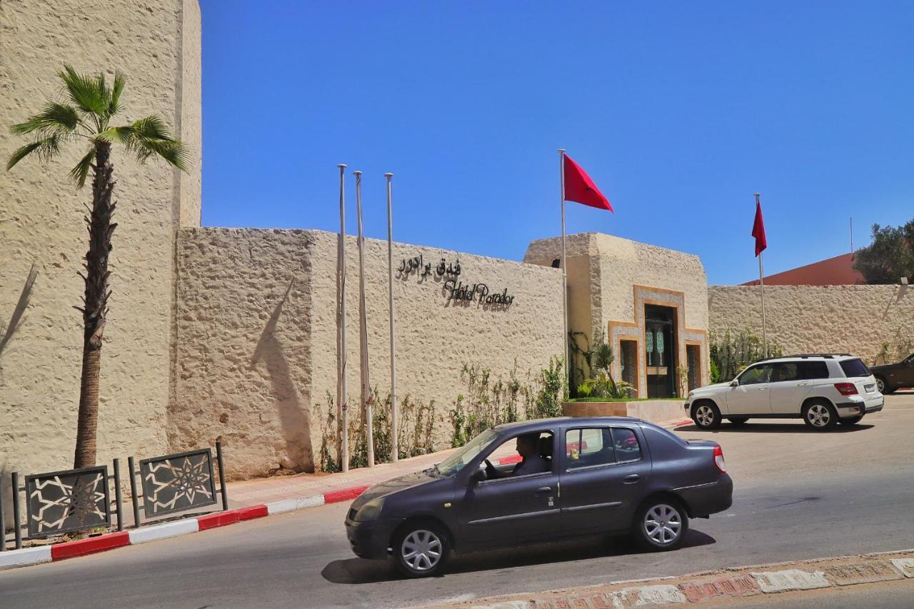 אל-עיון Hotel Parador מראה חיצוני תמונה